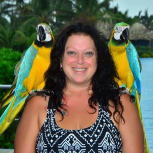 Cheryl Schneiderman travel agent